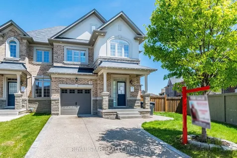 3 Cohoe Street Brampton ON L7A 4X7