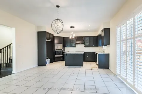 3 Cohoe Street Brampton ON L7A 4X7