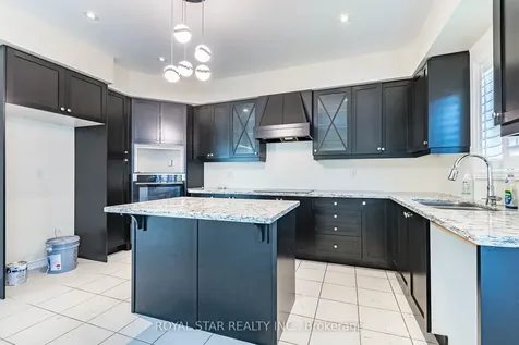 3 Cohoe Street Brampton ON L7A 4X7