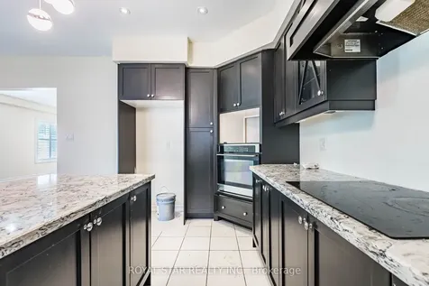 3 Cohoe Street Brampton ON L7A 4X7