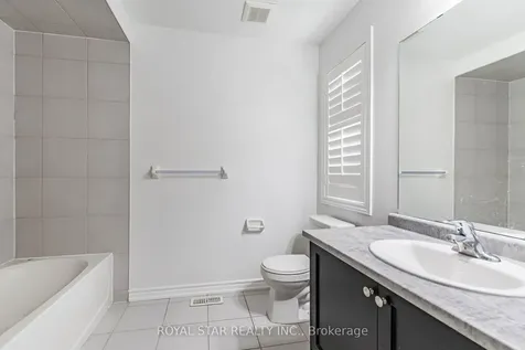 3 Cohoe Street Brampton ON L7A 4X7