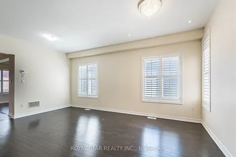 3 Cohoe Street Brampton ON L7A 4X7