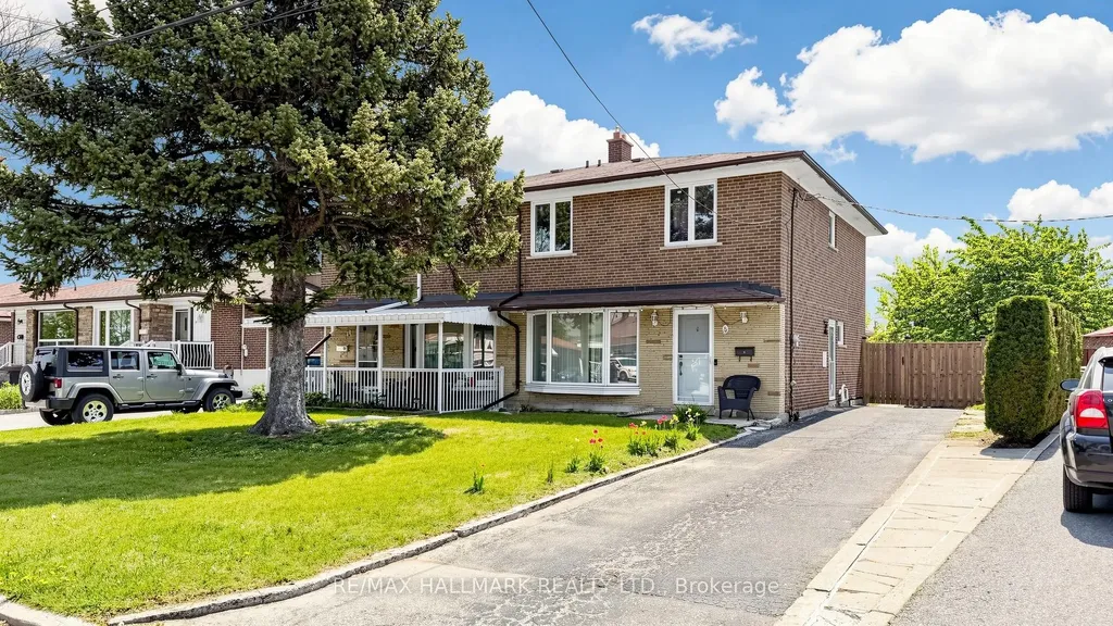 9 Rubydale Gardens Toronto ON M9L 1B8