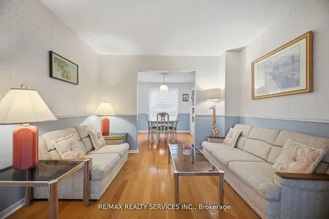 62 Fernbrook Crescent Brampton ON L6Z 3N7