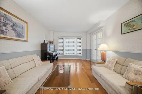 62 Fernbrook Crescent Brampton ON L6Z 3N7