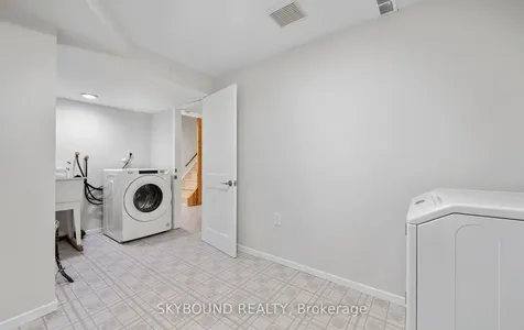 21 Pinellas Drive Brampton ON L6Z 3C1
