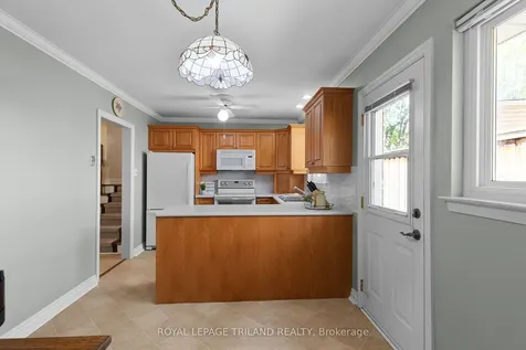 29 Ladore Drive Brampton ON L6Y 1V4