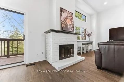 4165 Fieldgate Drive Mississauga ON L4W 2M9