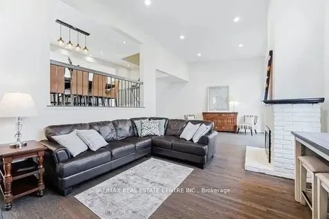 4165 Fieldgate Drive Mississauga ON L4W 2M9