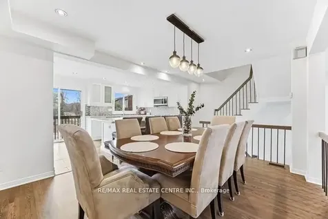 4165 Fieldgate Drive Mississauga ON L4W 2M9