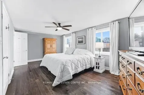 4165 Fieldgate Drive Mississauga ON L4W 2M9