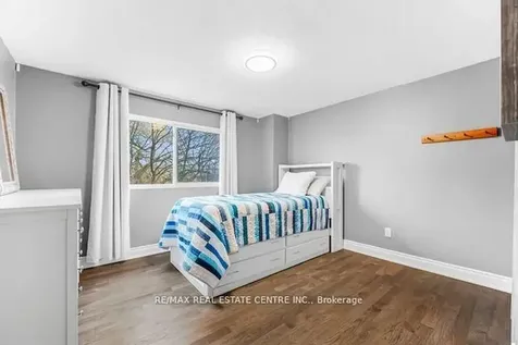 4165 Fieldgate Drive Mississauga ON L4W 2M9