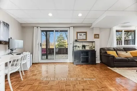 4165 Fieldgate Drive Mississauga ON L4W 2M9
