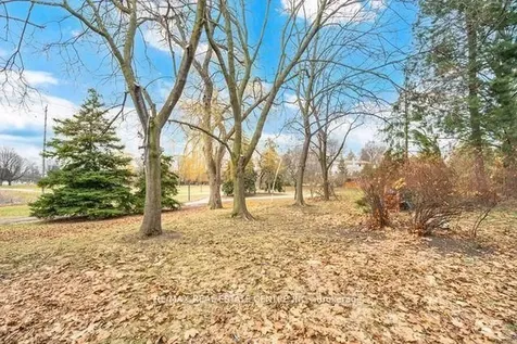 4165 Fieldgate Drive Mississauga ON L4W 2M9