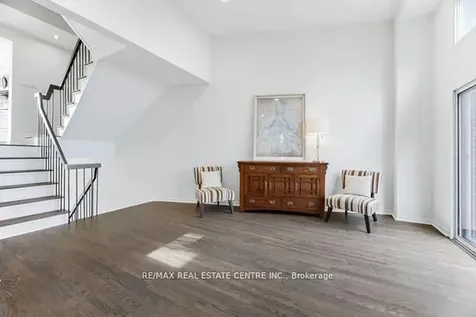 4165 Fieldgate Drive Mississauga ON L4W 2M9