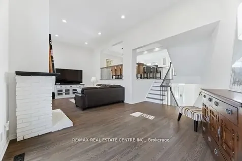 4165 Fieldgate Drive Mississauga ON L4W 2M9