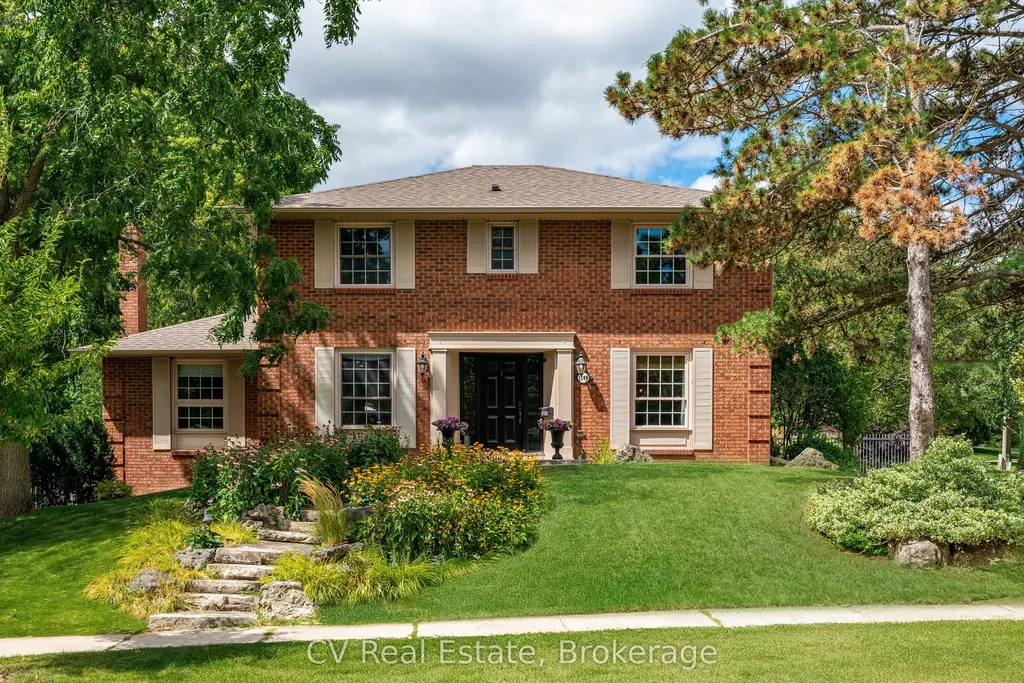 1149 Crofton Way Burlington ON L7P 3A8