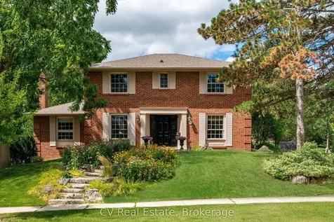 1149 Crofton Way Burlington ON L7P 3A8
