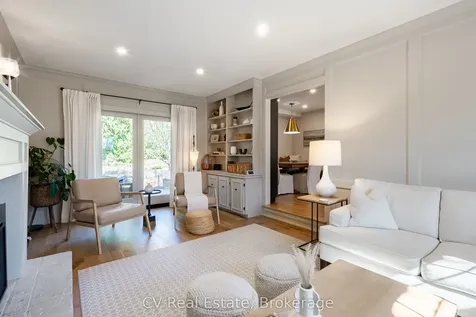 1149 Crofton Way Burlington ON L7P 3A8