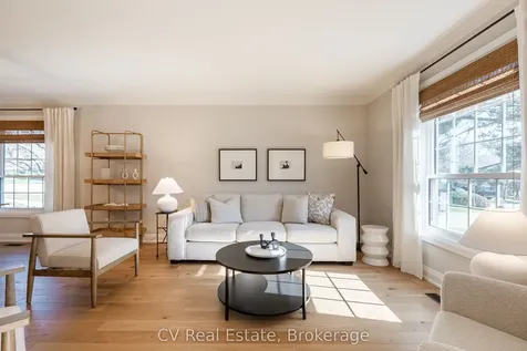 1149 Crofton Way Burlington ON L7P 3A8