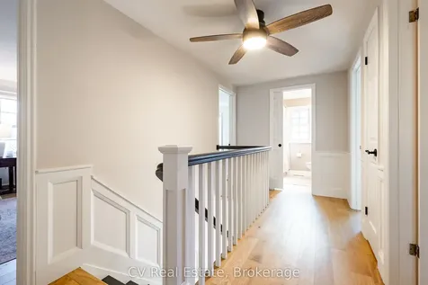 1149 Crofton Way Burlington ON L7P 3A8