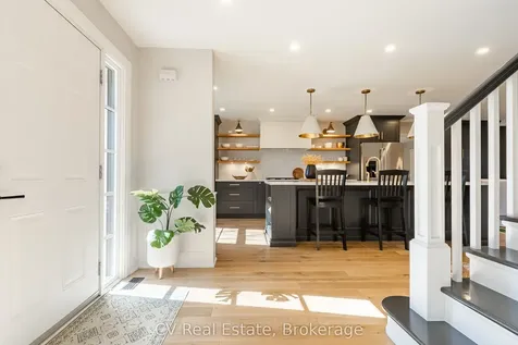 1149 Crofton Way Burlington ON L7P 3A8
