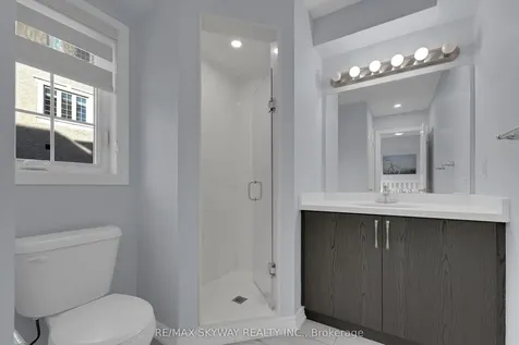 21 Allegro Drive Brampton ON L6Y 5Y7