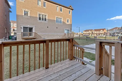 21 Allegro Drive Brampton ON L6Y 5Y7