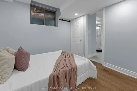 21 Allegro Drive Brampton ON L6Y 5Y7