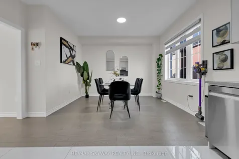 21 Allegro Drive Brampton ON L6Y 5Y7