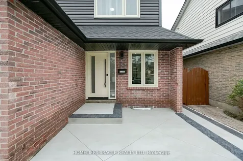 52 Foxacre Row Brampton ON L6V 3P5