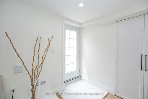 52 Foxacre Row Brampton ON L6V 3P5