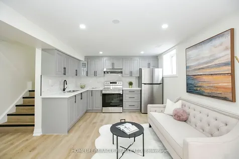 52 Foxacre Row Brampton ON L6V 3P5