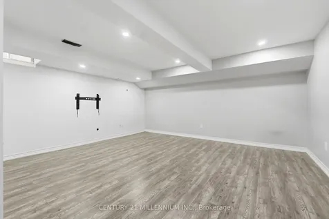 7402 Saint Barbara Boulevard Mississauga ON L5W 0C3