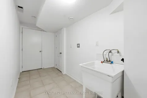 7402 Saint Barbara Boulevard Mississauga ON L5W 0C3