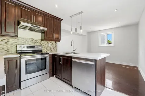 22 Griselda Court Brampton ON L6S 1M6