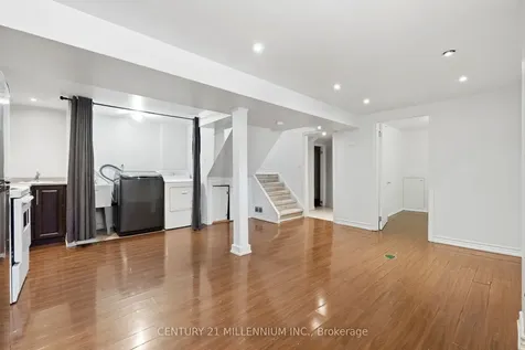 22 Griselda Court Brampton ON L6S 1M6