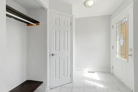 22 Griselda Court Brampton ON L6S 1M6