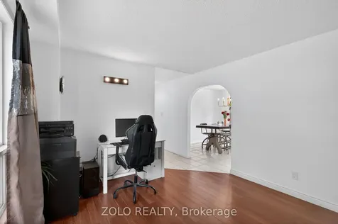 6166 Kindree Circle Mississauga ON L5N 3C2