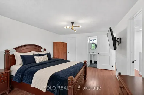 6166 Kindree Circle Mississauga ON L5N 3C2