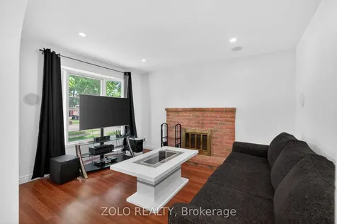 6166 Kindree Circle Mississauga ON L5N 3C2
