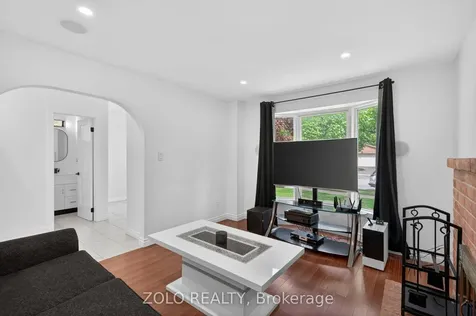 6166 Kindree Circle Mississauga ON L5N 3C2