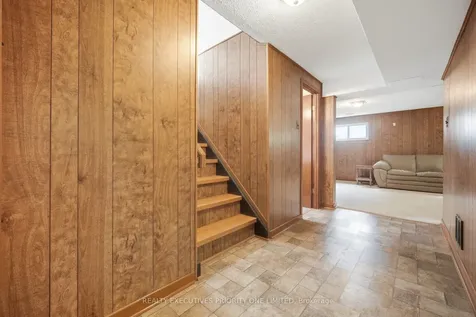 174 Kingsview Drive Caledon ON L7E 3W7