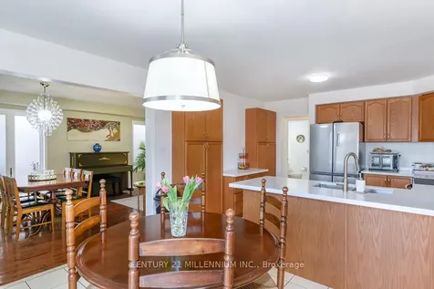 42 Sweet Clover Crescent Brampton ON L6R 2Z9