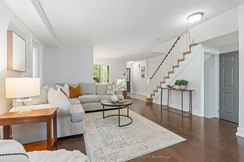 6028 Clover Ridge Crescent Mississauga ON L5N 7B4