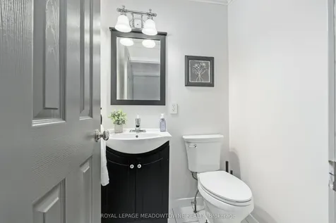 6028 Clover Ridge Crescent Mississauga ON L5N 7B4