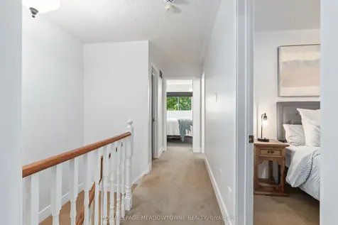 6028 Clover Ridge Crescent Mississauga ON L5N 7B4
