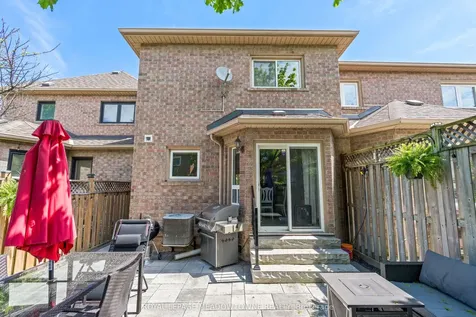 6028 Clover Ridge Crescent Mississauga ON L5N 7B4
