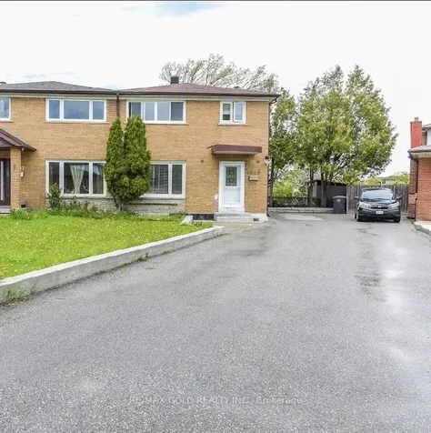 7595 Wrenwood Crescent Mississauga ON L4T 2V8
