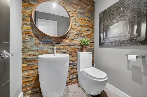 5002 Willowood Drive Mississauga ON L5R 3R5